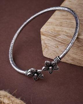 silver-plated stretch bracelet