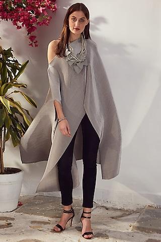 silver pleated polyester cape