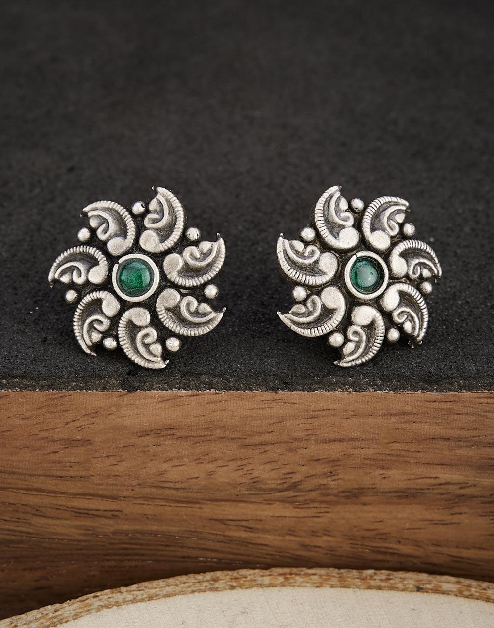 silver stud earrings