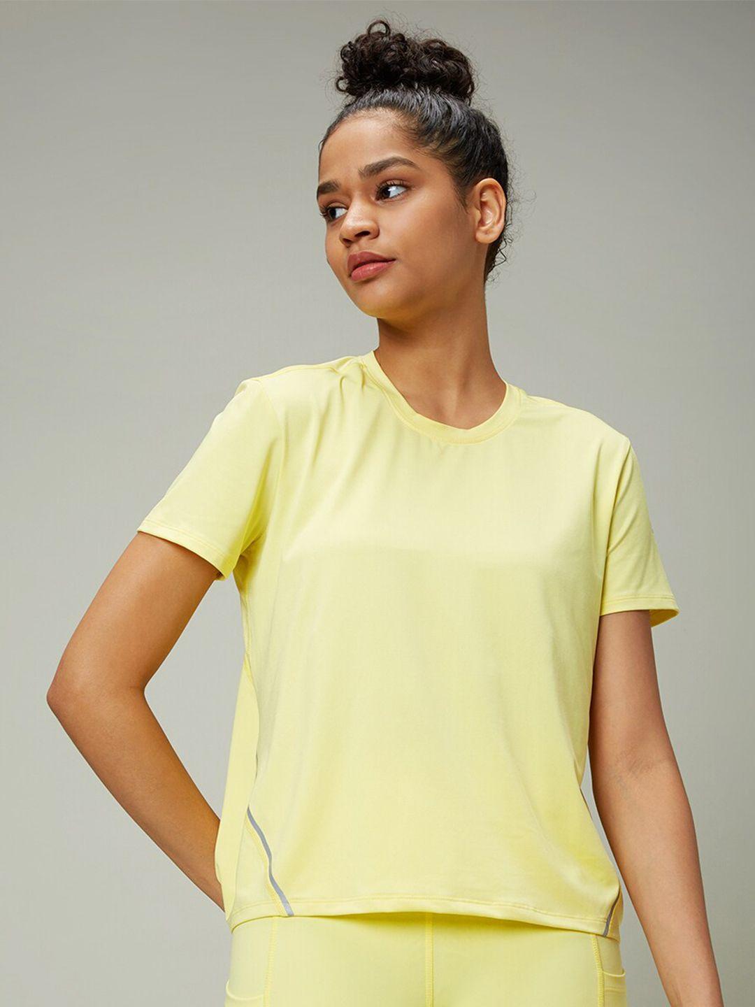 silvertraq women yellow solid anti odour sports crop t-shirt