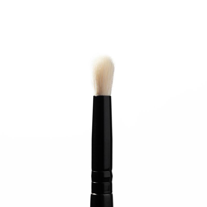 simply nam eyeshadow blend brush