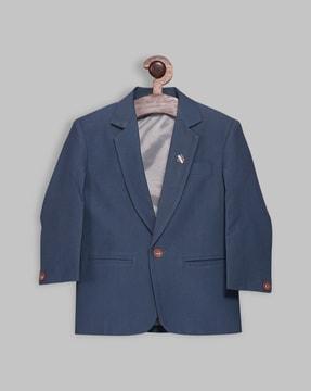 single-breasted blazer with button closure