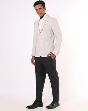single breasted blazer with insert pockets