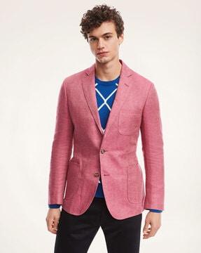 single-breasted blazer with notched lapel