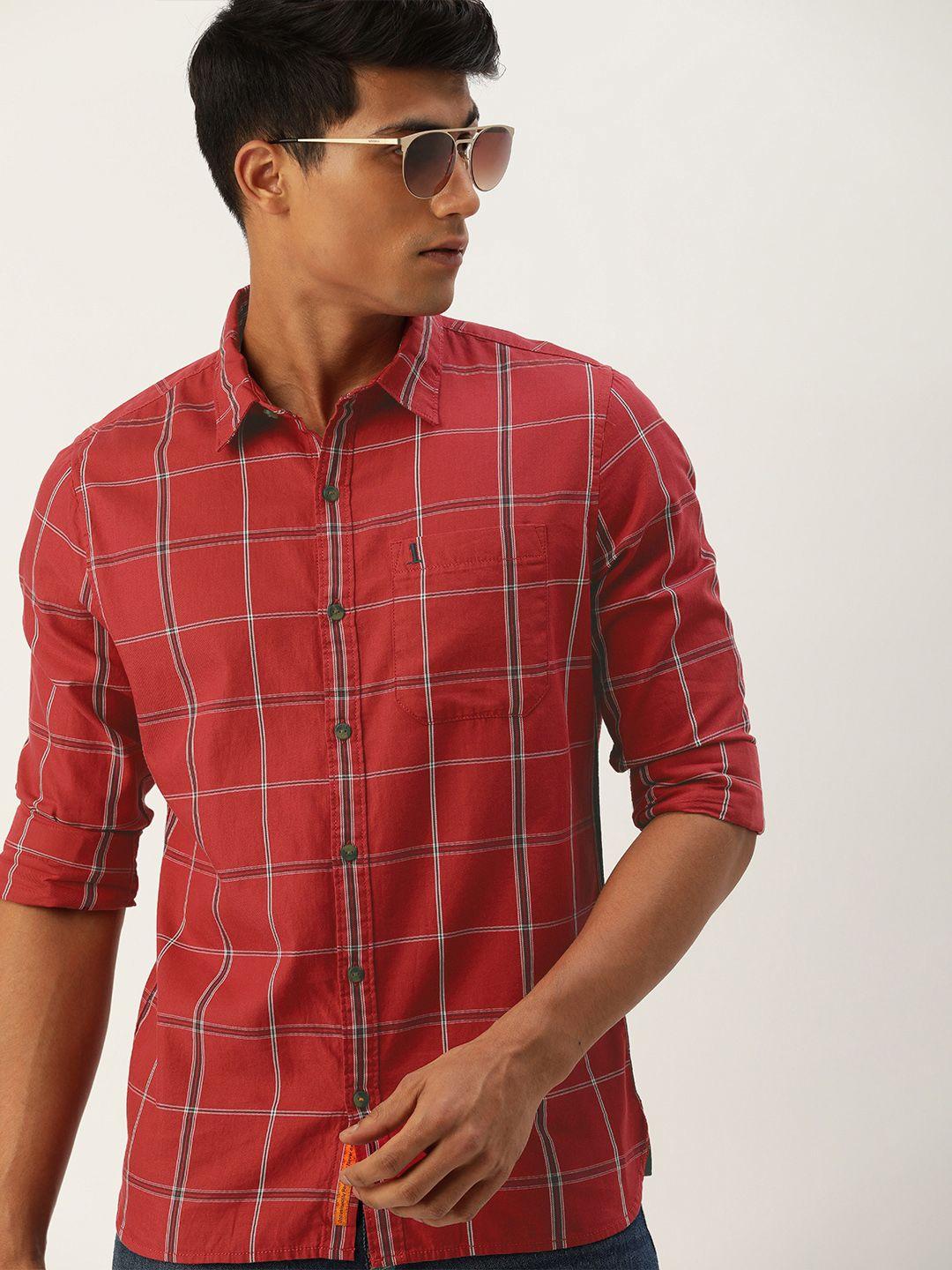 single men red & white slim fit checked casual shirt