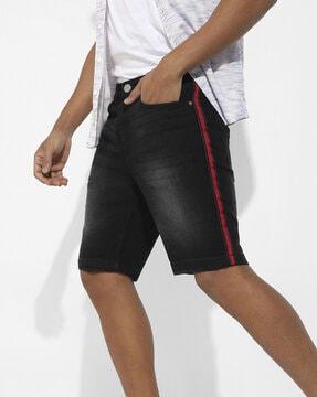 single-pleated denim shorts with insert-pockets