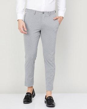single-pleated pants with expandable waist