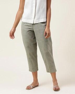 single pleated slim fit pants