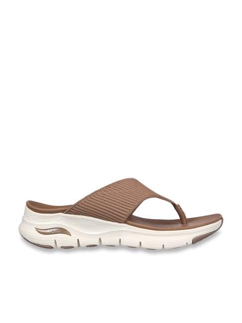 skechers women's arch fit - easy day brown thong wedges