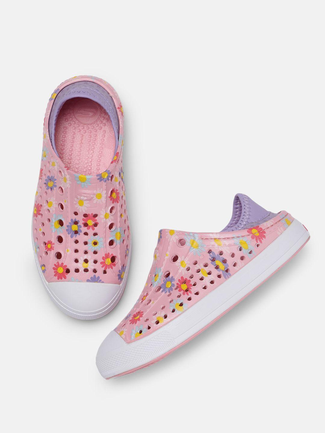 skechers girls pink cali-gear guzman steps - hello daisy printed slip-on sneakers