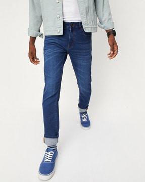 skinny fit jeans with 5-pocket styling