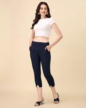 skinny fit pants with mid-rise waist