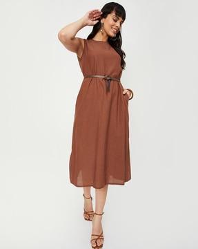 sleeveless a-line dress with tie-up back