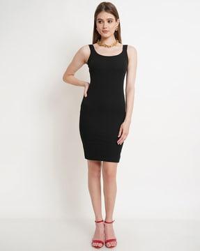 sleeveless bodycon dress