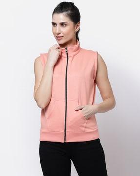 sleeveless jacket with pockets