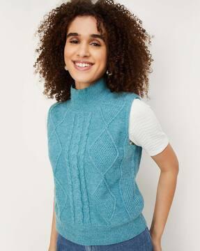 sleeveless round-neck sweater