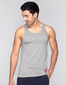 sleeveless scoop-neck vest