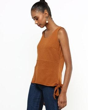 sleeveless top with tie-up