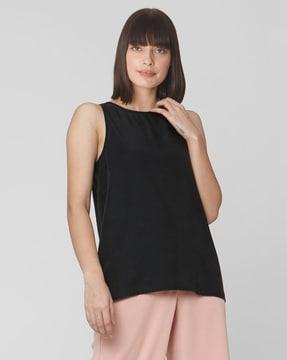 sleeveless top with zip placket