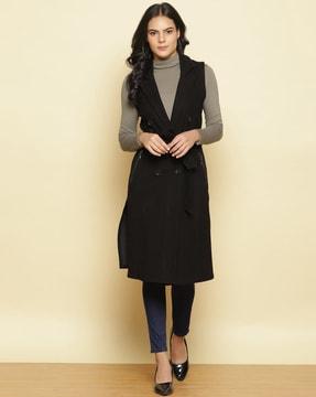 sleeveless trench coat with button closure