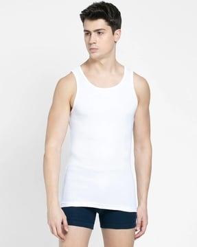 sleeveless vest with stay fresh treatment