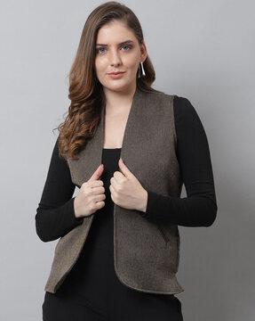 sleeveless waistcoat with front-open closure