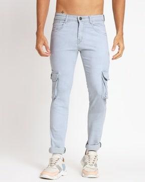 slim fit jeans with 5-pocket styling
