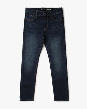 slim fit jeans with whiskers