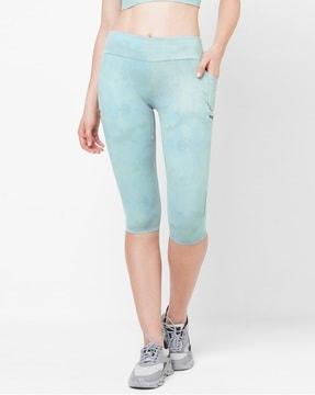 slim fit capris with elasticated waist