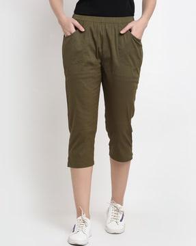 slim fit capris with insert pockets