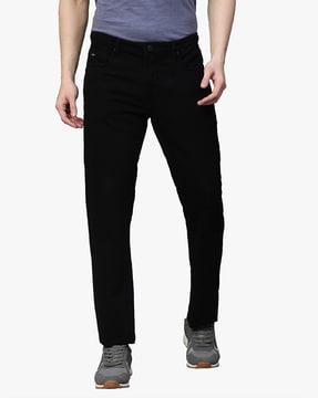slim fit chinos with 5-pocket styling