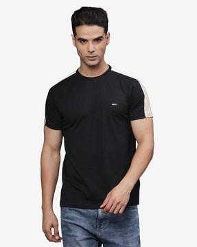 slim fit crew-neck t-shirt with short sleeves