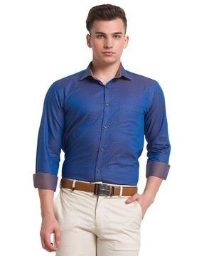 slim fit cutaway collar shirt