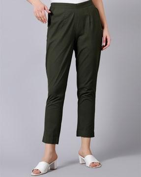 slim fit flat-front pants with insert pockets