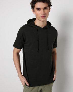 slim fit hooded t-shirt