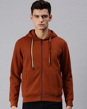 slim fit hoodie with insert pockets