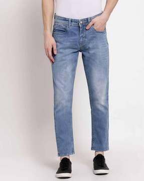 slim fit jeans with 5-pocket styling