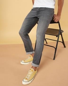 slim fit jeans with insert pockets