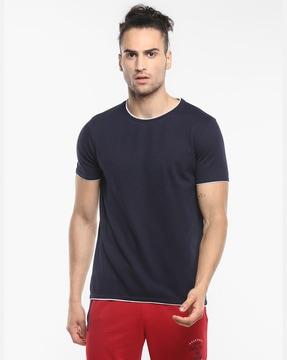 slim fit knitted round-neck t-shirt