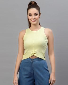 slim fit knot top