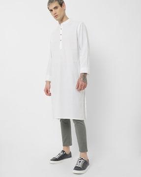 slim fit kurta with band collar