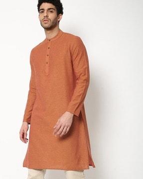 slim fit long kurta with slip pockets