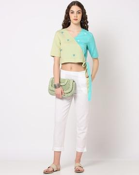 slim fit overlap tie-up crop top