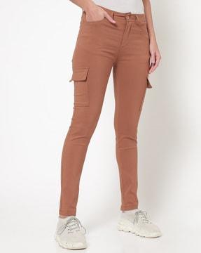 slim fit pants with cargo pockets