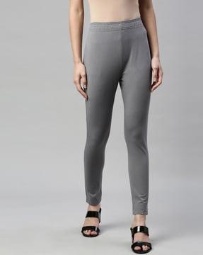 slim fit pants with inset pockets
