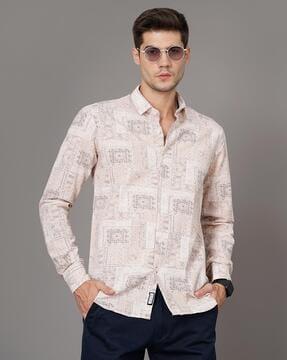 slim-fit printed shirt