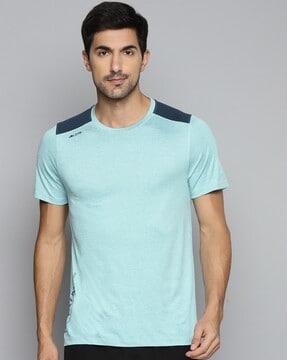 slim fit round neck t-shirt