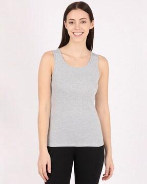 slim fit round-neck tank top