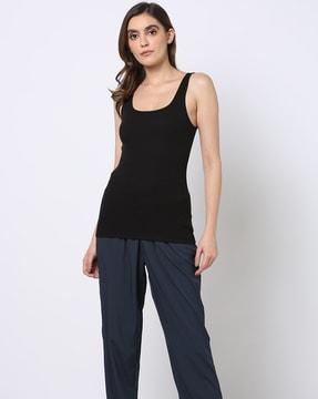 slim fit scoop-neck tank top