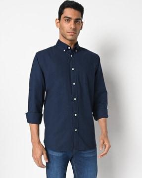 slim fit shirt with button-down collar